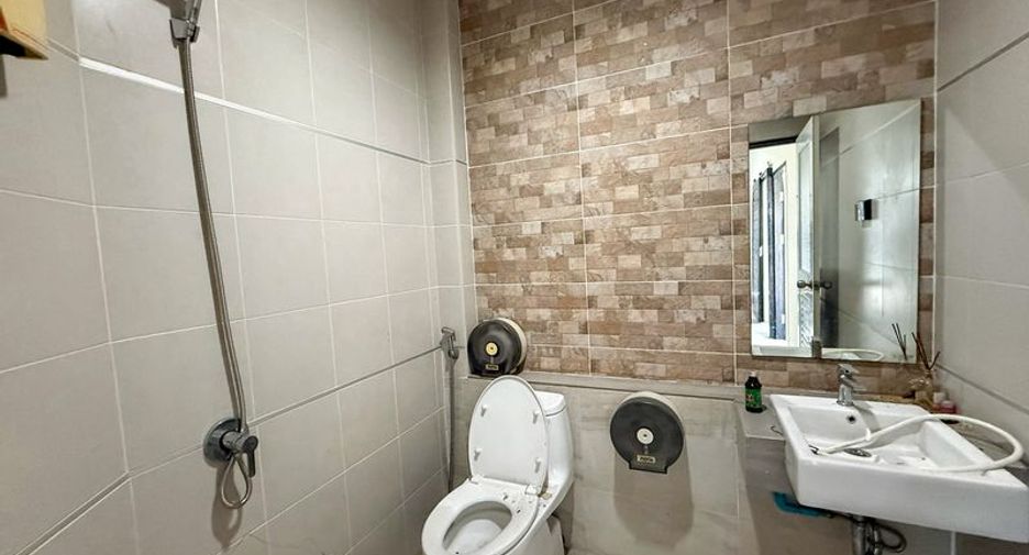 Oficina en venta en Si Racha, Chonburi