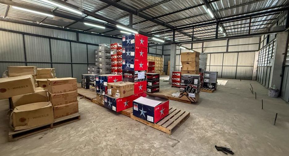 Oficina en venta en Si Racha, Chonburi