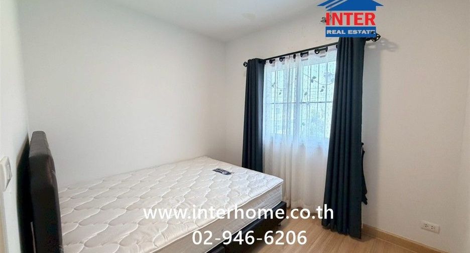 For sale 3 bedrooms townhouse in Mueang Pathum Thani, Pathum Thani