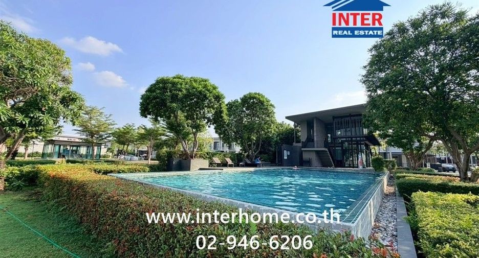 For sale 3 bedrooms townhouse in Mueang Pathum Thani, Pathum Thani