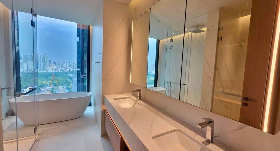 Wohnung zum Kauf mit 2 Zimmer in Sathon, Bangkok