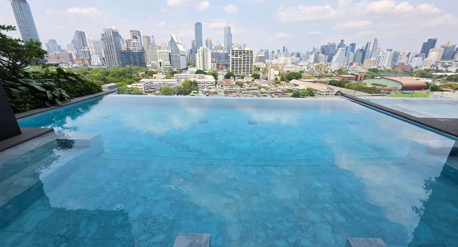 Wohnung zum Kauf mit 2 Zimmer in Sathon, Bangkok