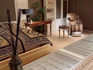 For sale 3 bedrooms condo in Pathum Wan, Bangkok