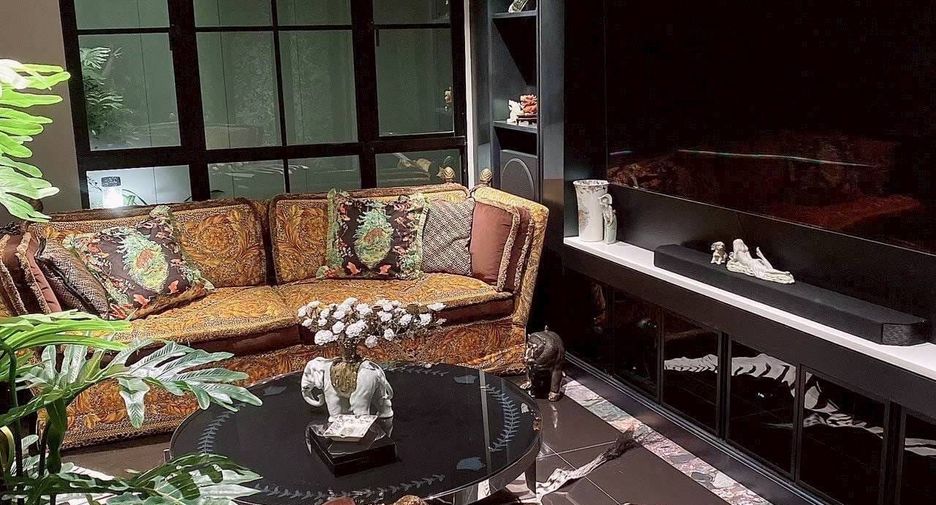 Wohnung zum Kauf mit 3 Zimmer in Pathum Wan, Bangkok