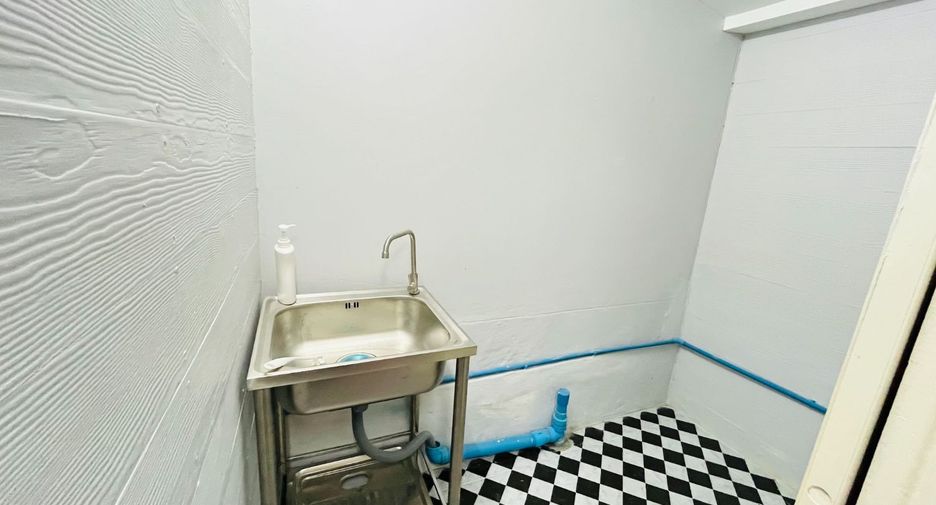 For sale 1 bed house in Sathon, Bangkok
