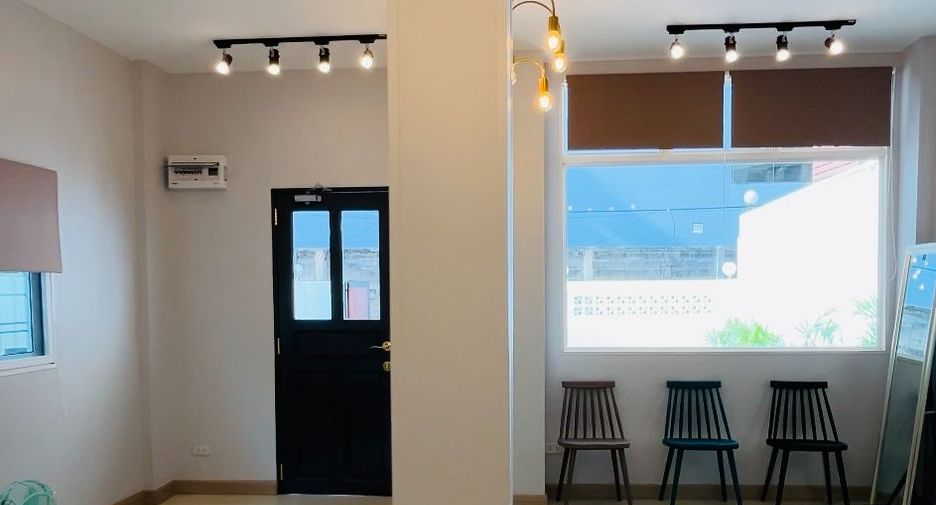 For sale 1 bed house in Sathon, Bangkok