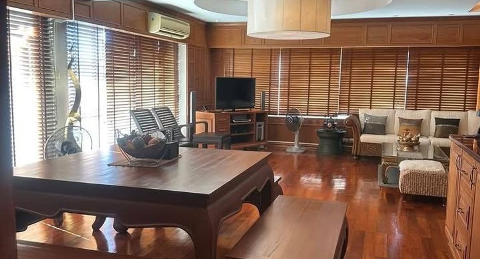 For sale 2 bedrooms condo in Pratumnak, Pattaya