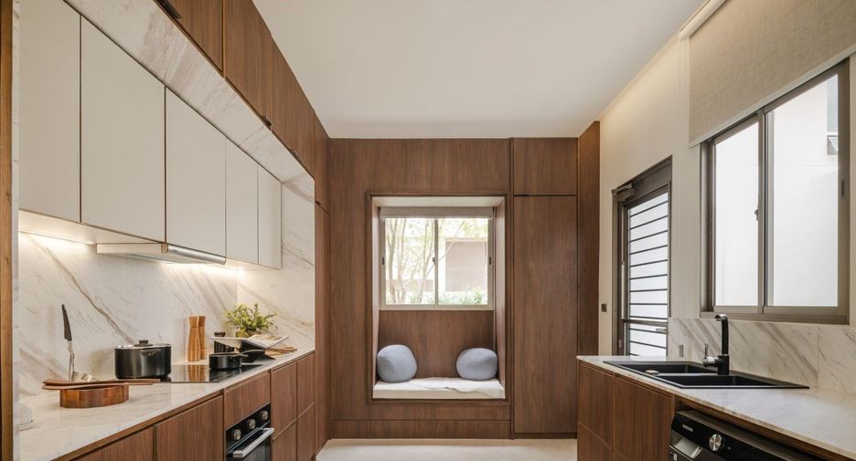 Villa en venta de 4 habitaciones en Bang Lamung, Chonburi