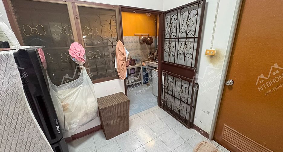 For sale 2 bedrooms townhouse in Bang Bua Thong, Nonthaburi