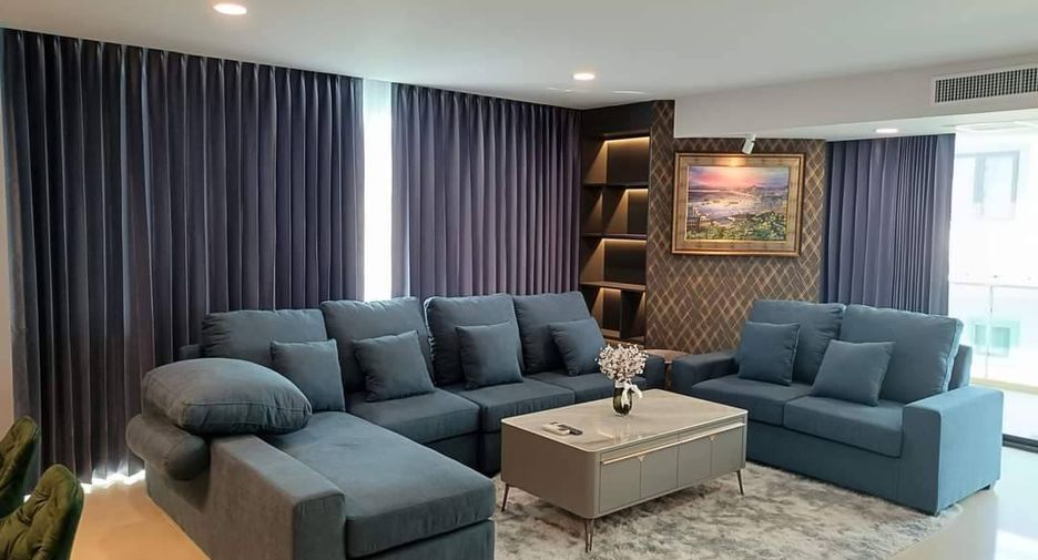 For rent 2 bedrooms condo in Bang Lamung, Chonburi