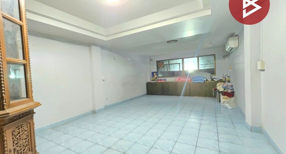 For sale 5 bedrooms retail Space in Phra Samut Chedi, Samut Prakan