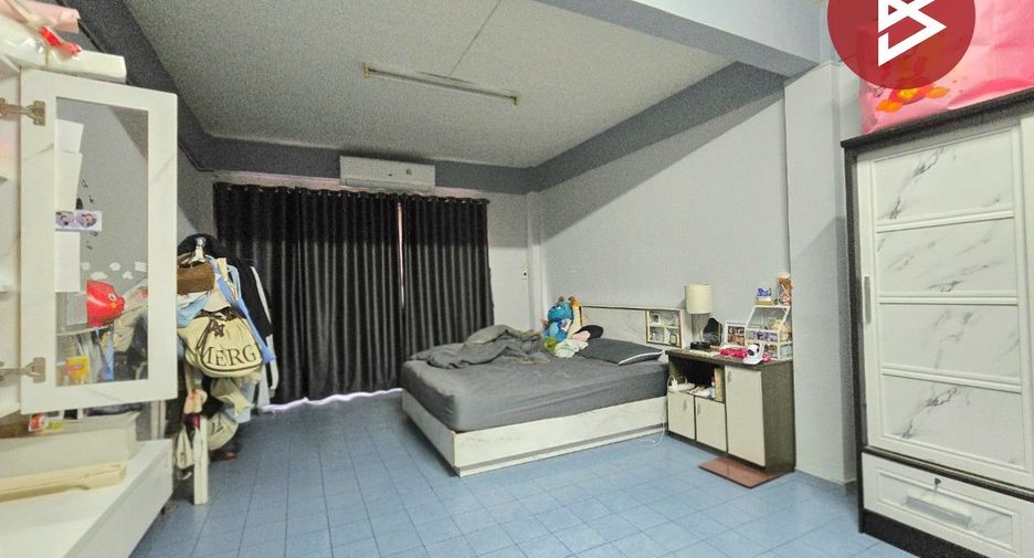 For sale 5 bedrooms retail Space in Phra Samut Chedi, Samut Prakan