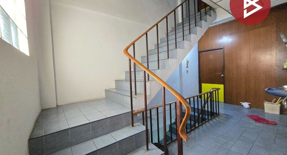 For sale 5 bedrooms retail Space in Phra Samut Chedi, Samut Prakan