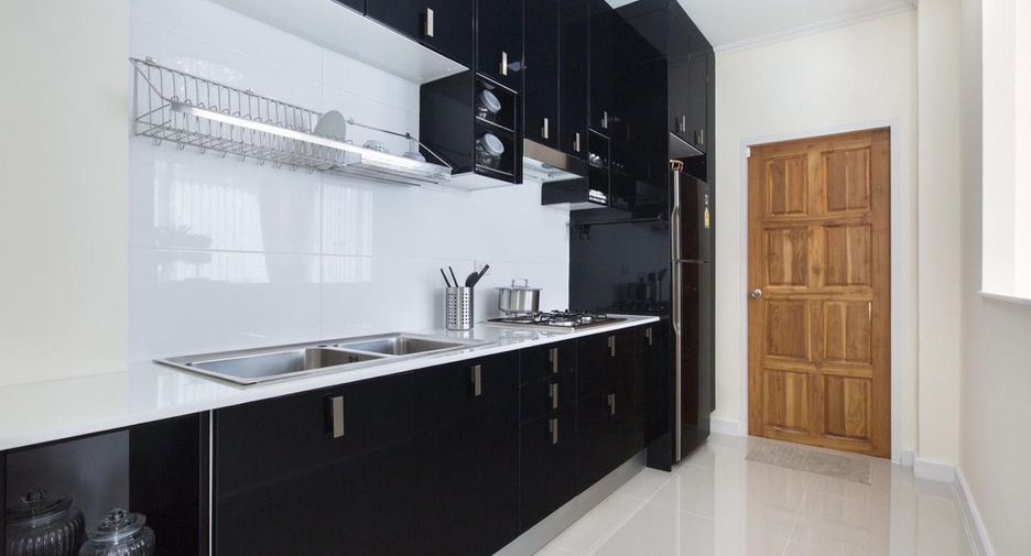 À vendre 3 chambres villa à Bang Lamung, Chonburi