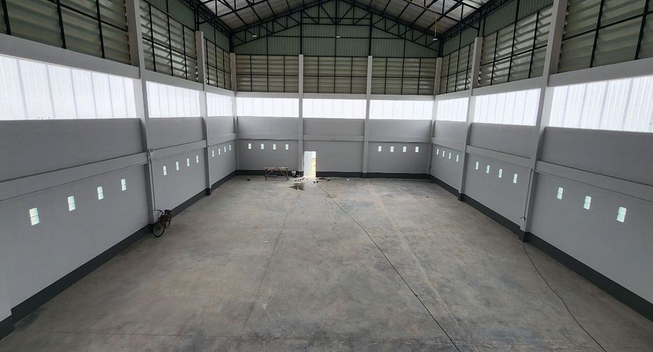出售 3 卧室 仓库 在 Khlong Luang, Pathum Thani