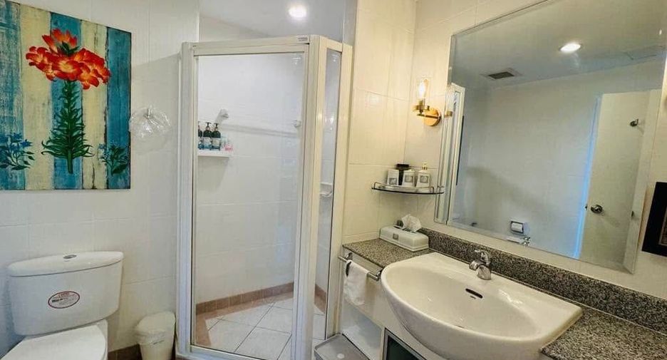 Wohnung zur Miete mit 1 Zimmer in Yan Nawa, Bangkok