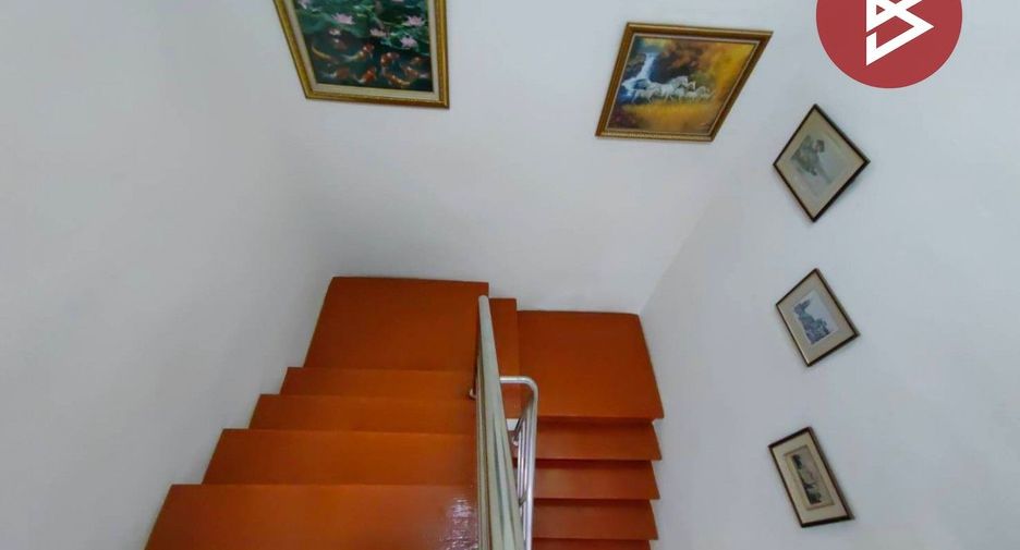For sale 3 bedrooms townhouse in Phra Samut Chedi, Samut Prakan