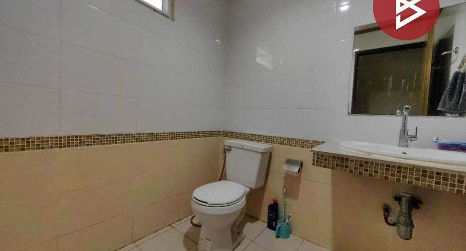 For sale 3 bedrooms townhouse in Phra Samut Chedi, Samut Prakan