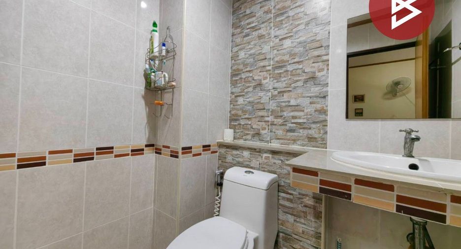 For sale 3 bedrooms townhouse in Phra Samut Chedi, Samut Prakan