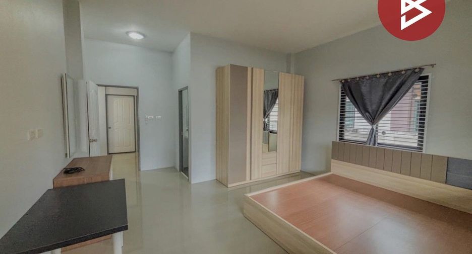 For sale 3 bedrooms house in Mueang Rayong, Rayong