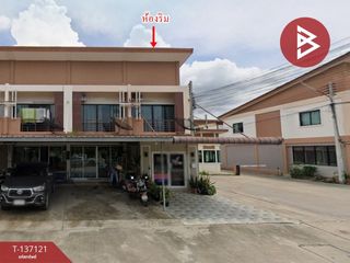 出售 2 卧室 联排别墅 在 Phan Thong, Chon Buri
