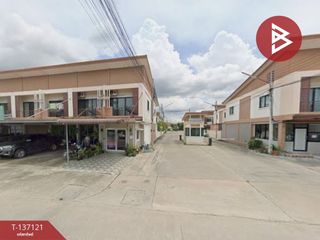 出售 2 卧室 联排别墅 在 Phan Thong, Chon Buri