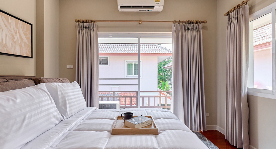 For sale 4 bedrooms house in Mueang Chiang Mai, Chiang Mai