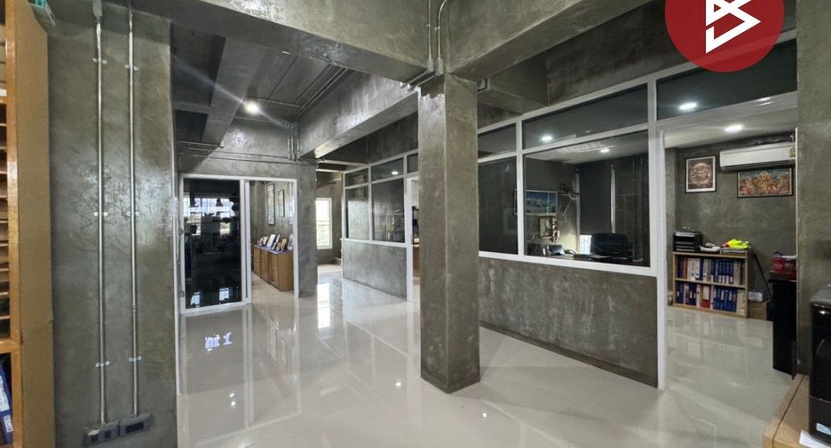 For sale office in Saphan Sung, Bangkok