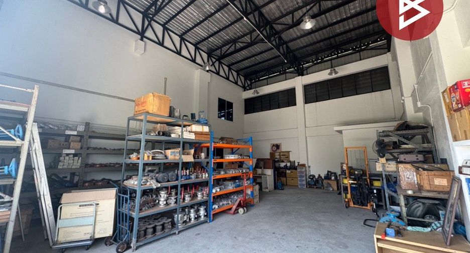 For sale office in Saphan Sung, Bangkok