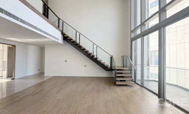 À vendre 4 chambres condo à Khlong San, Bangkok