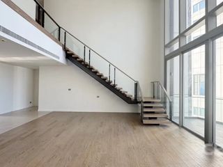 For sale 4 bedrooms condo in Khlong San, Bangkok