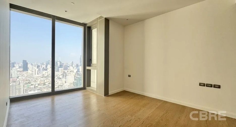For sale 4 bedrooms condo in Khlong San, Bangkok