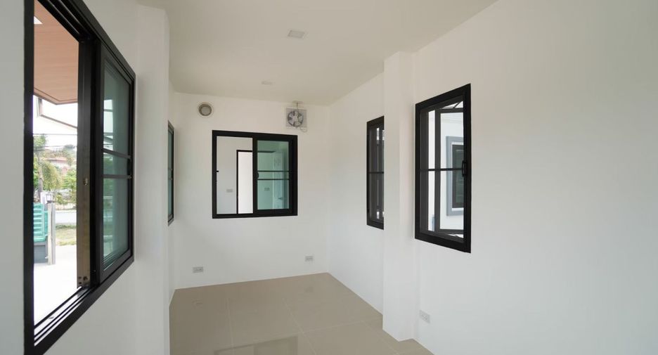 For sale 3 bedrooms house in Mueang Ubon Ratchathani, Ubon Ratchathani