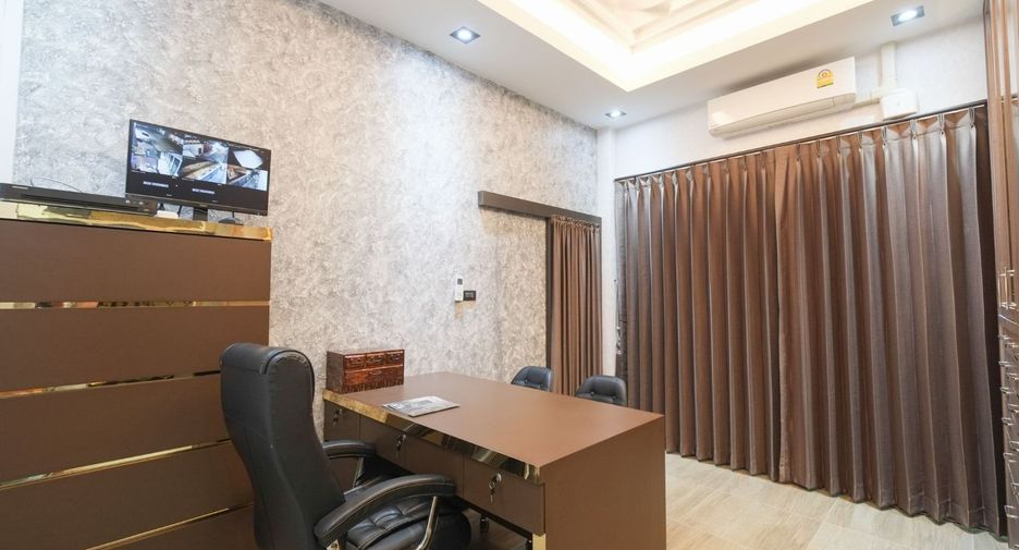 For sale 3 bedrooms house in Mueang Ubon Ratchathani, Ubon Ratchathani