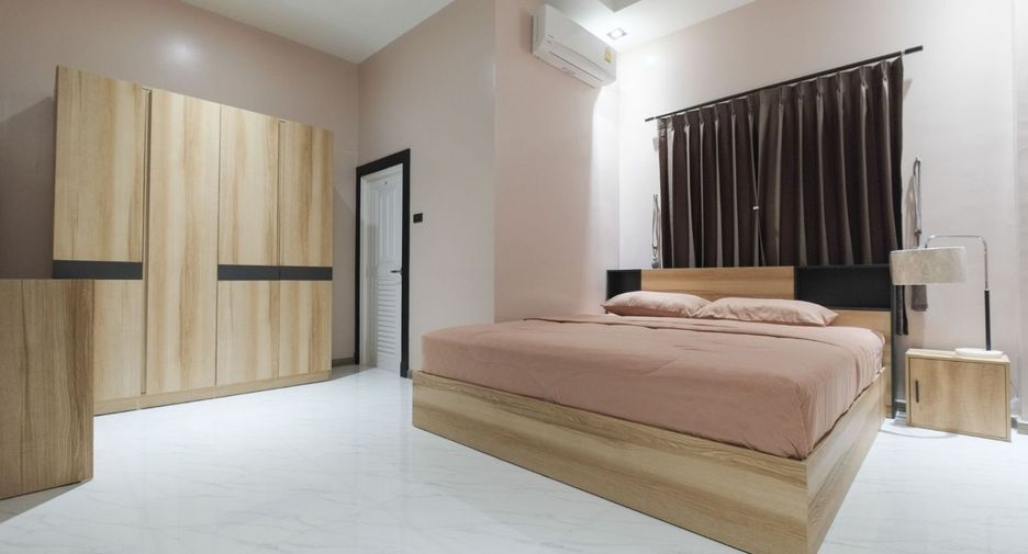 For sale 3 bedrooms house in Mueang Ubon Ratchathani, Ubon Ratchathani