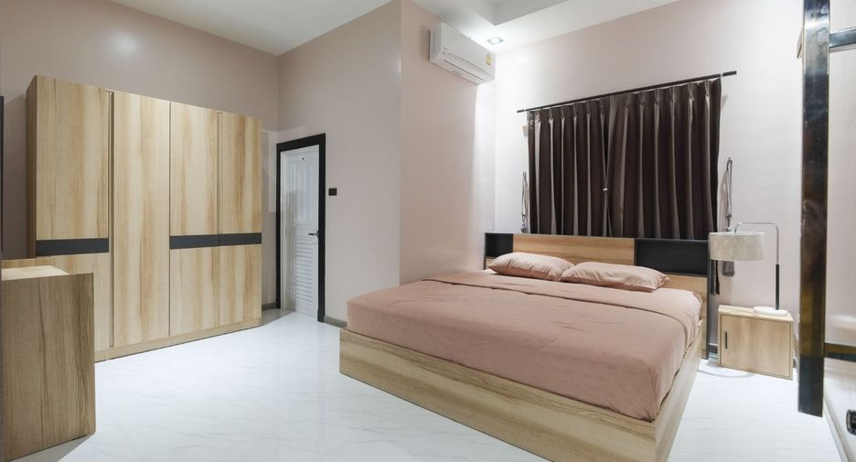 For sale 3 bedrooms house in Mueang Ubon Ratchathani, Ubon Ratchathani