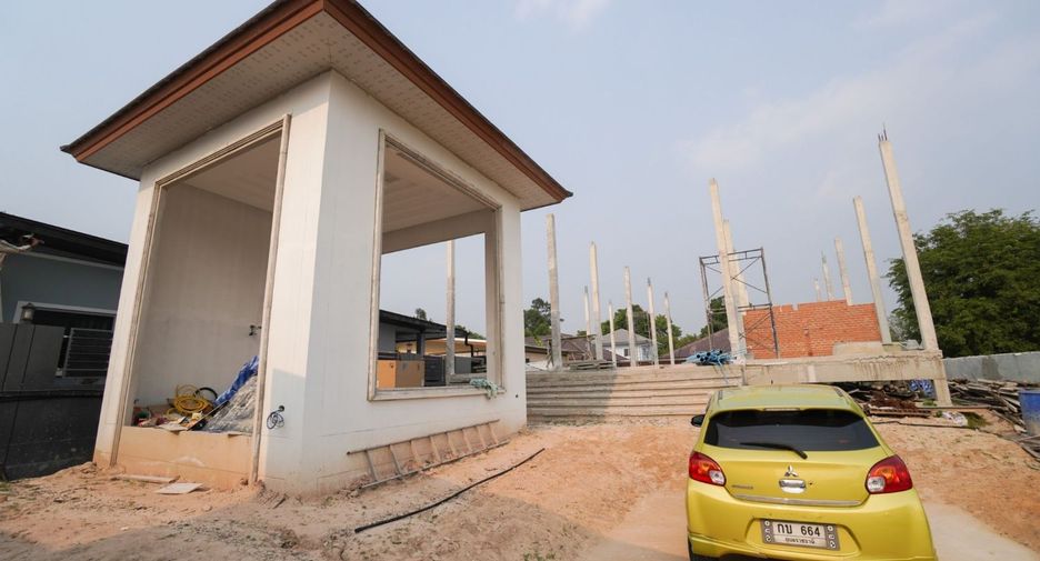 For sale 3 bedrooms house in Mueang Ubon Ratchathani, Ubon Ratchathani