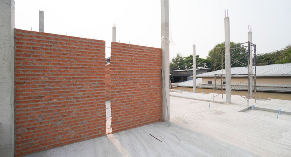 For sale 3 bedrooms house in Mueang Ubon Ratchathani, Ubon Ratchathani
