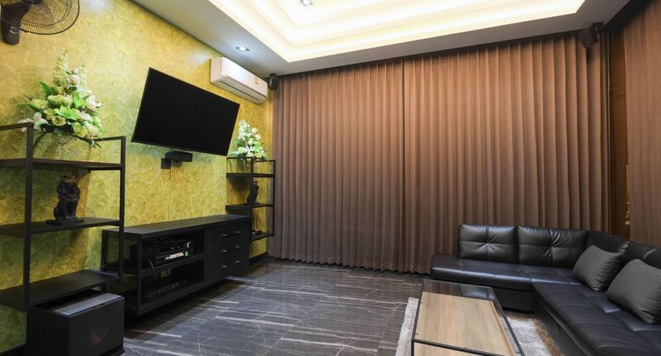 For sale 3 bedrooms house in Mueang Ubon Ratchathani, Ubon Ratchathani