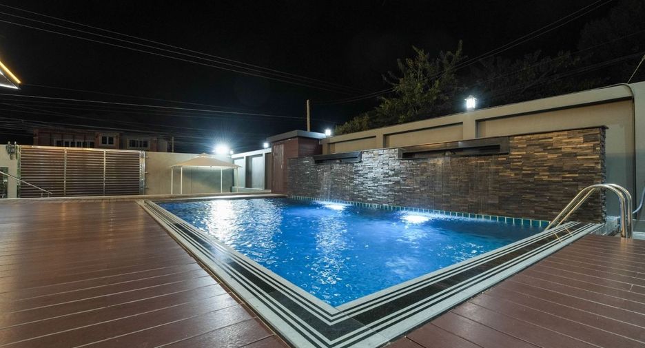 For sale 3 bedrooms house in Mueang Ubon Ratchathani, Ubon Ratchathani