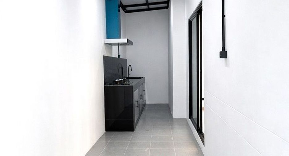 For sale 3 bedrooms house in Khlong Sam Wa, Bangkok
