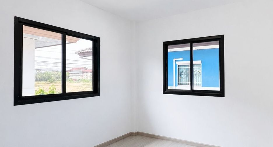 For sale 3 bedrooms house in Khlong Sam Wa, Bangkok