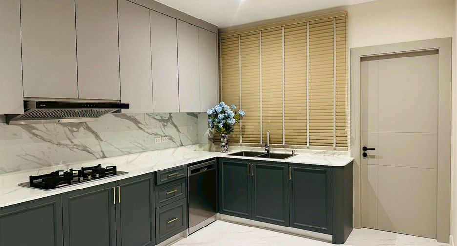 For rent 4 bedrooms house in Jomtien, Pattaya