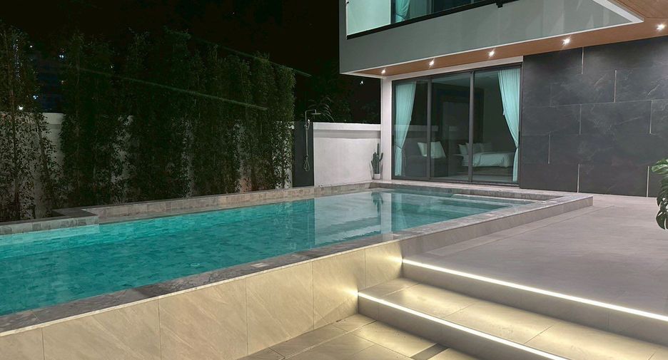 For rent 4 bedrooms house in Jomtien, Pattaya