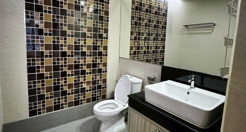 For sale 3 bedrooms townhouse in Pak Kret, Nonthaburi