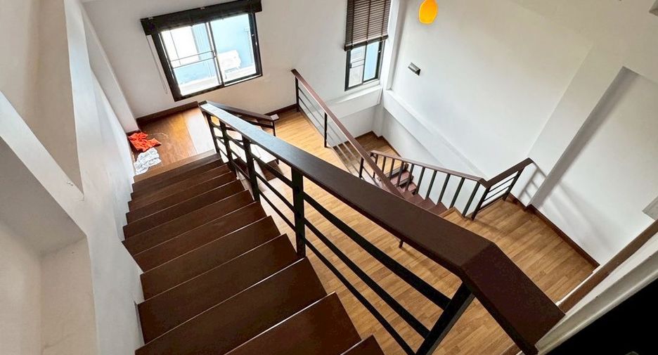 For sale 3 bedrooms townhouse in Pak Kret, Nonthaburi
