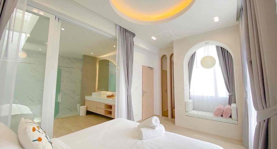 For rent 4 bedrooms villa in Bang Lamung, Chonburi