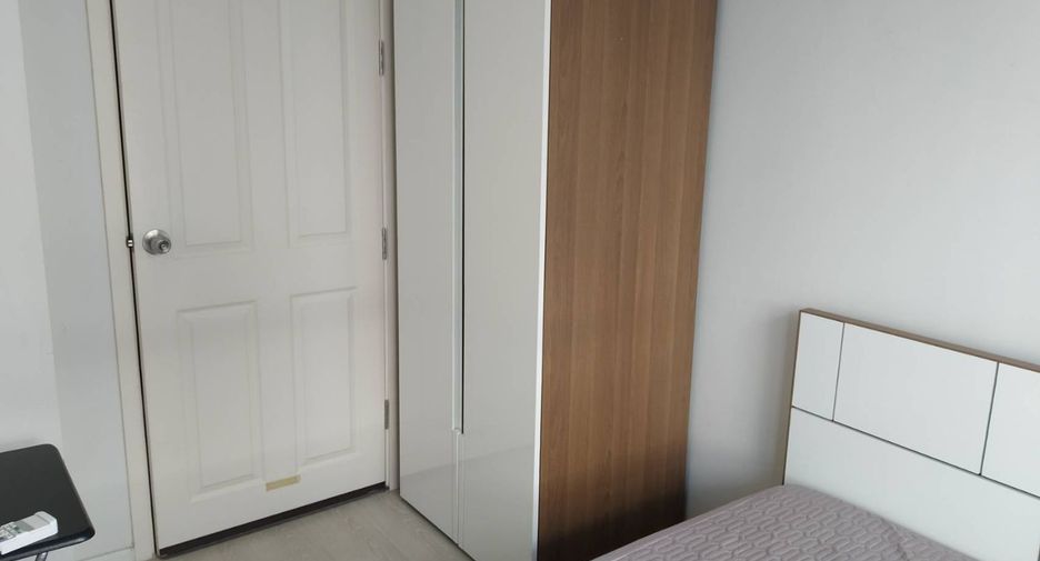 Condo en alquiler de 2 habitaciones en Huai Khwang, Bangkok