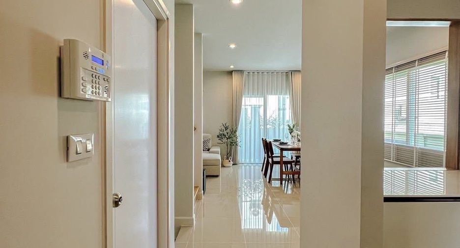 For rent 4 bedrooms house in Thalang, Phuket