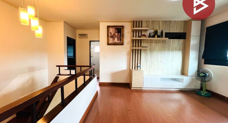 Casa en venta de 4 habitaciones en Phra Pradaeng, Samut Prakan